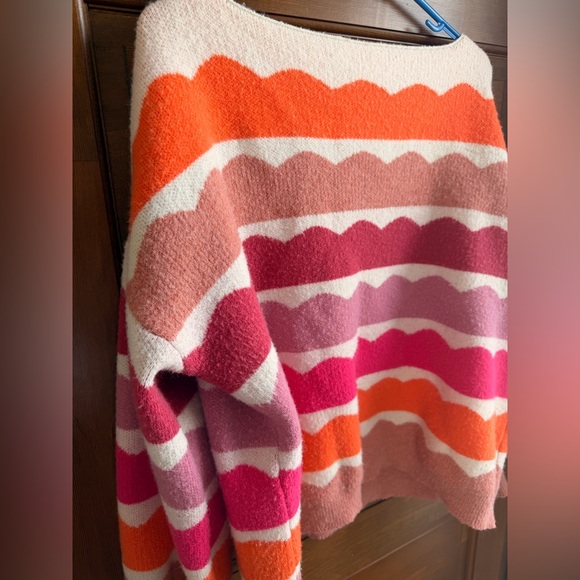 THREADED PEAR BOUTIQUE SARAH WAVE STRIPED SWEATER 🩷👛🦩 - Picture 3 of 4